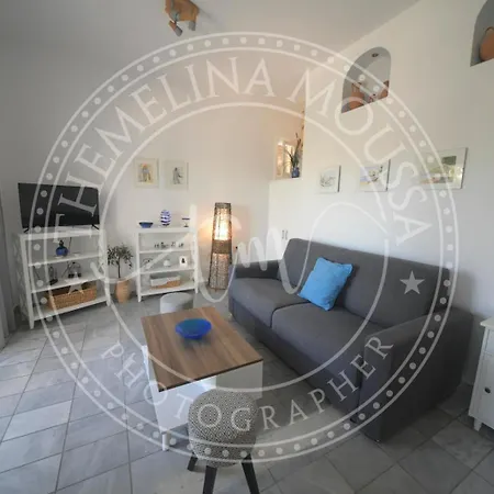Konstantinos Apartment Myrties