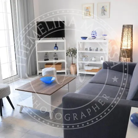 Konstantinos Apartment *