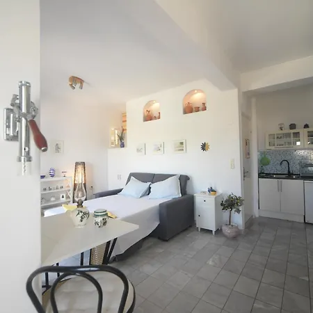 Apartment Konstantinos Myrties