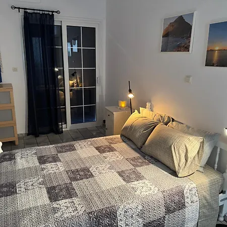 Konstantinos Apartment *