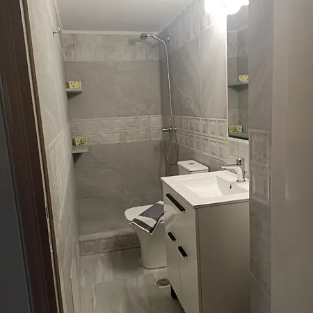 Konstantinos Apartment *